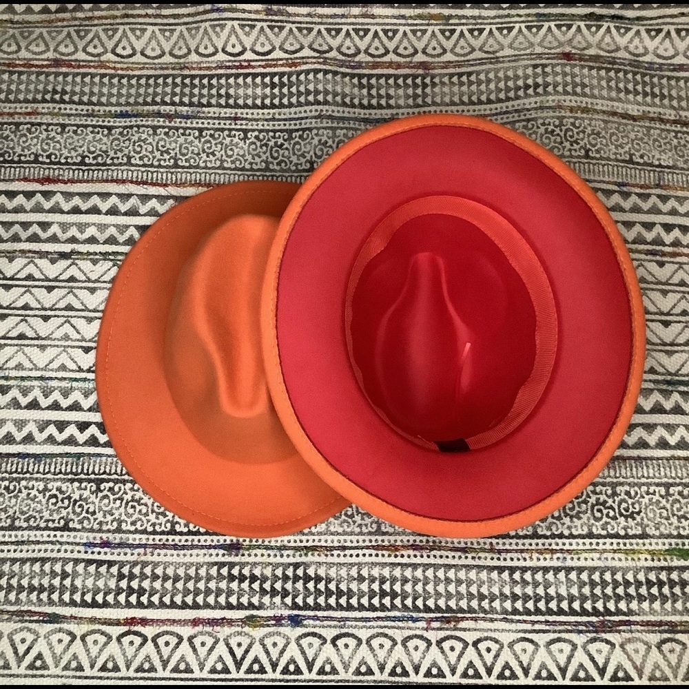 Orange Fedora / Res Bottom